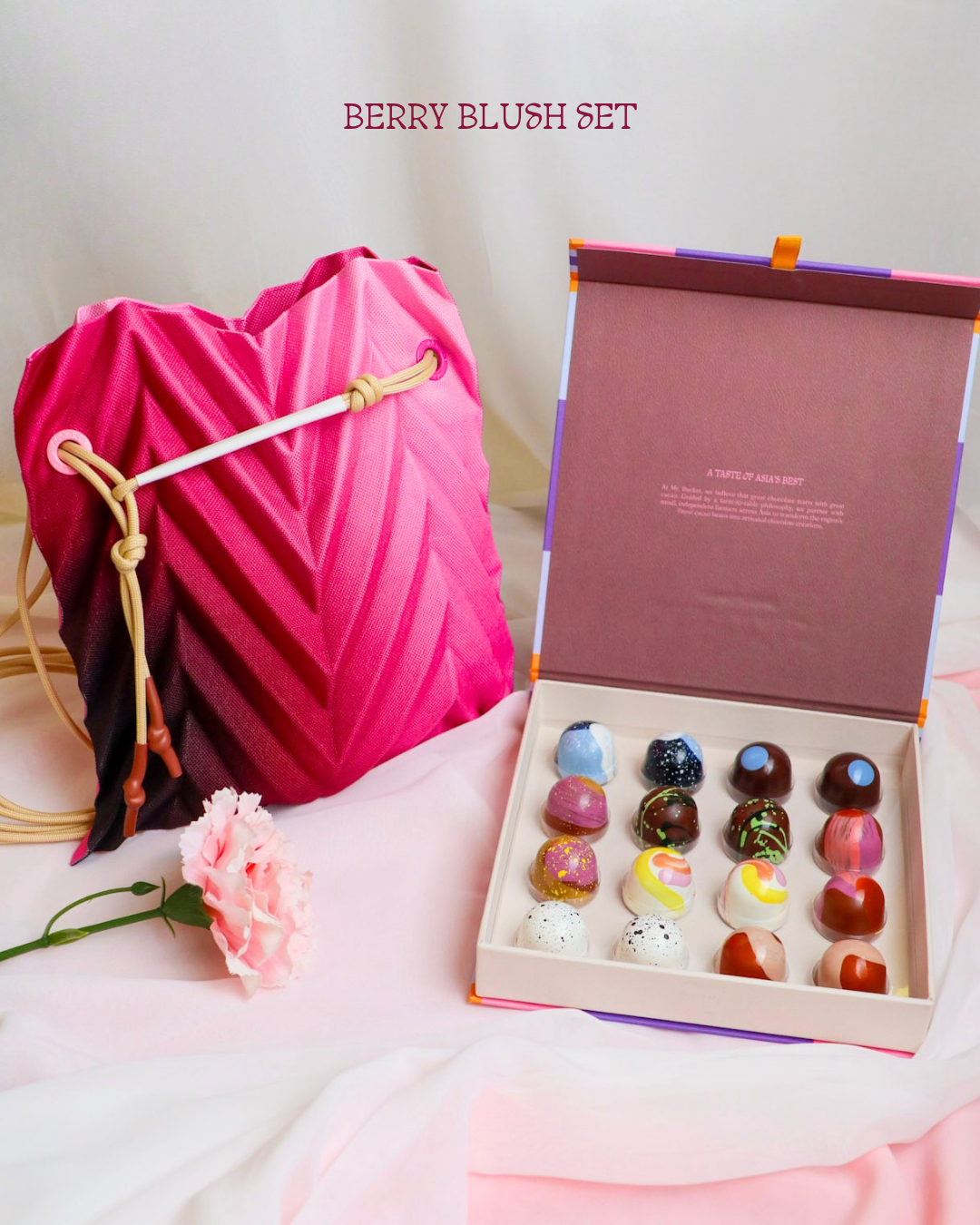 Box of 16 Bon Bon with MAKE Pleat Bag