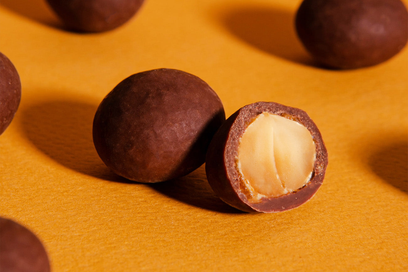 Macadamia Dark Chocolate Dragee